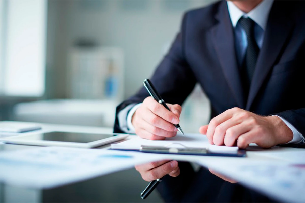 [["İcra məmurlarının fəaliyyətinə nəzarət Qaydası"]] dəyişdi