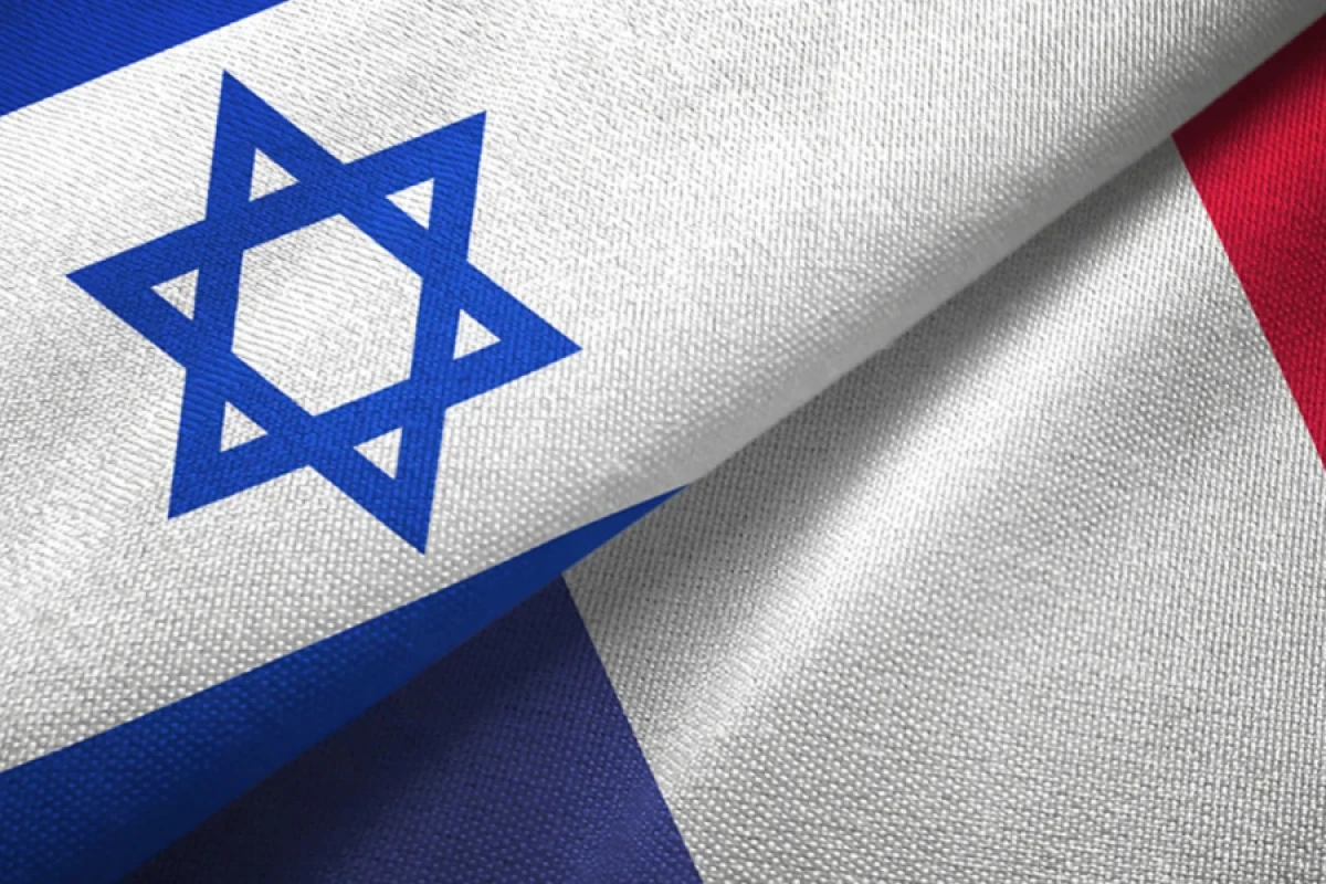 [[İsrail Fransa]] ilə hərbi ticarəti dayandırdı