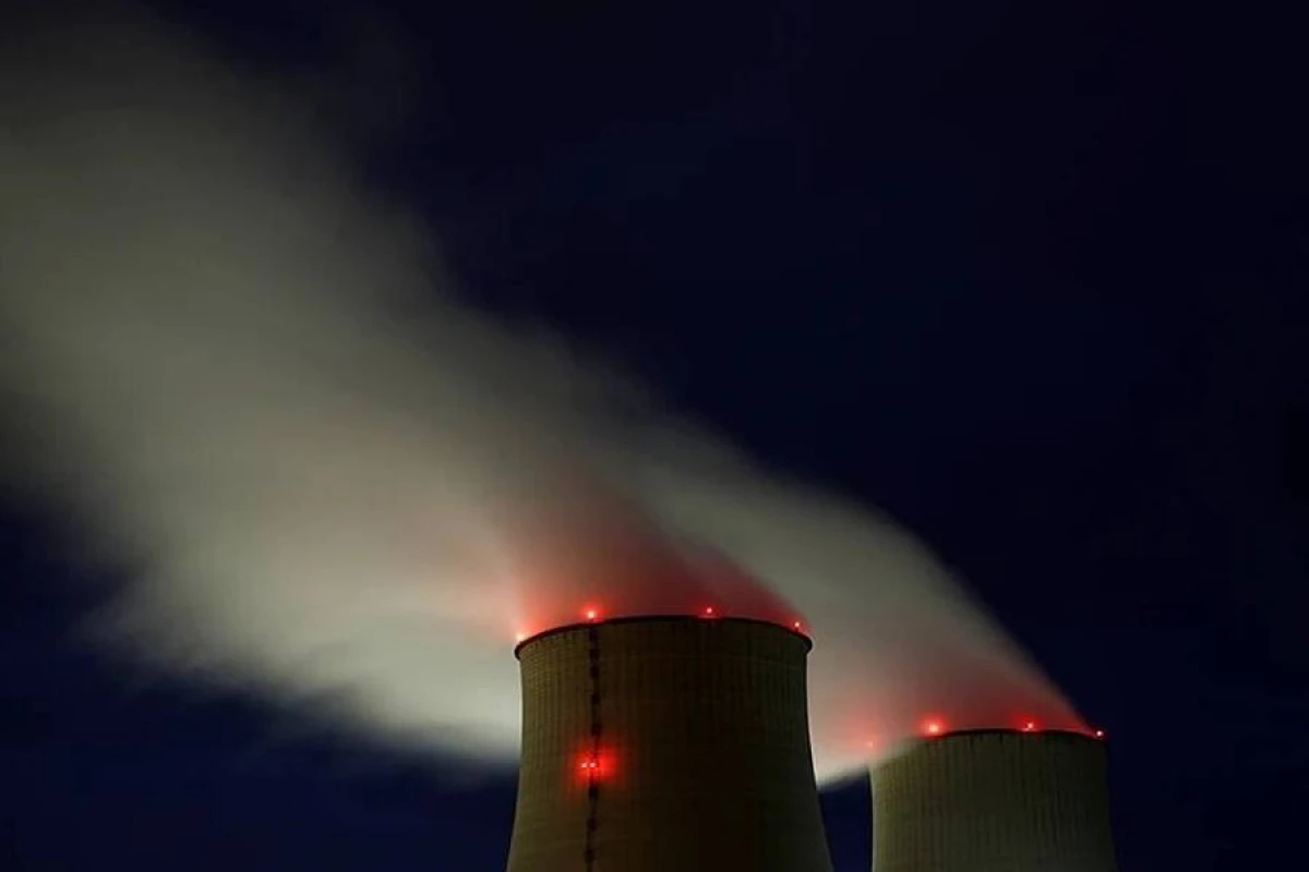 Ukrayna [[nüvə yanacağı istehsalı kompleksi]] tikməyi planlaşdırır