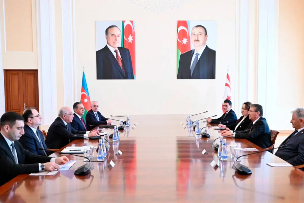 [[Əli Əsədov]] Şimali Kiprin Baş naziri ilə görüşdü