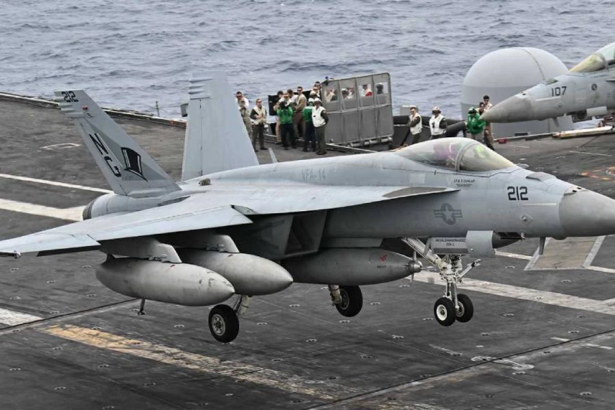 ABŞ təyyarələrinin İranda həyata keçirdiyi uçuşların sayı [[12 mini keçdi]]