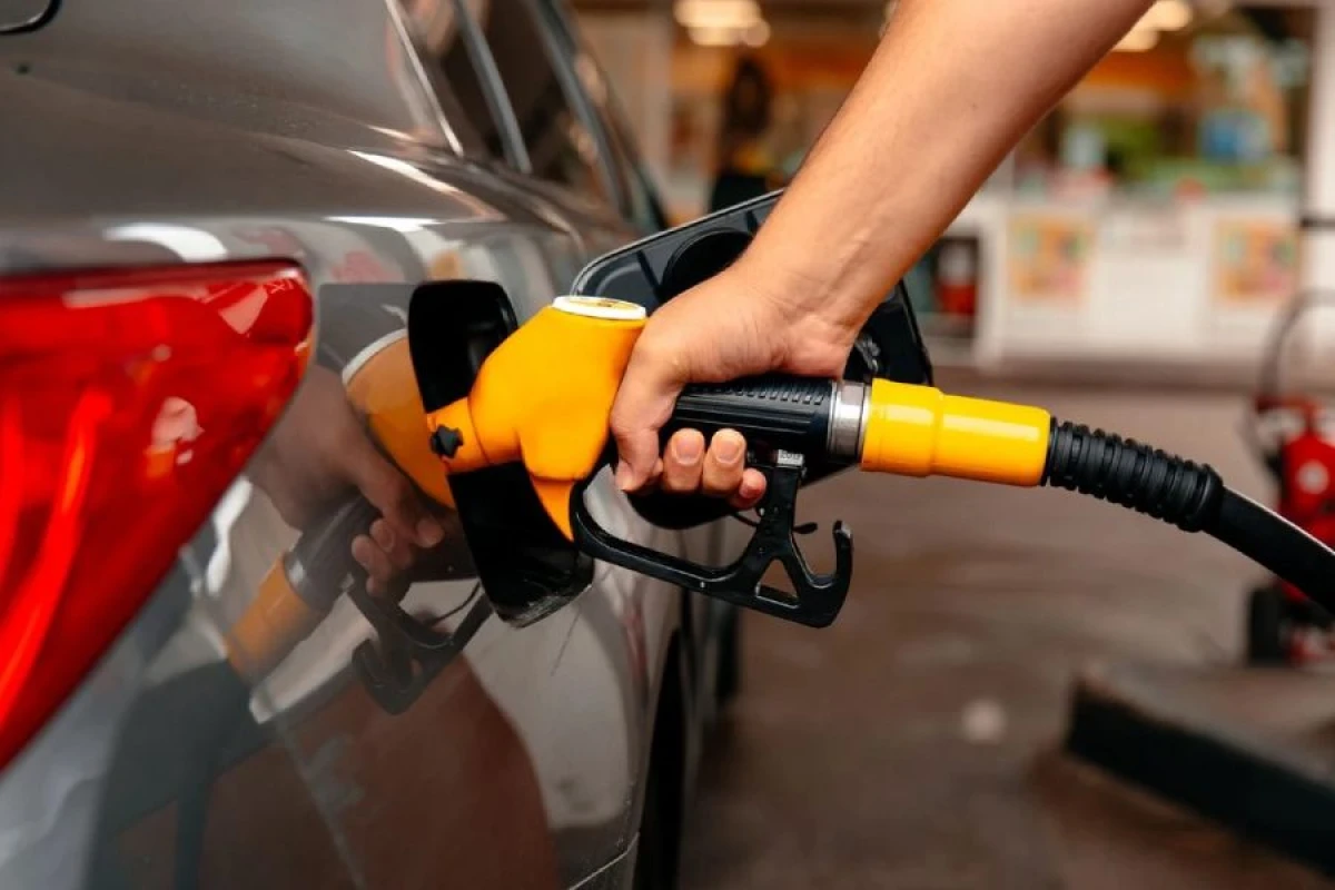 Fransada [[yanacaq çatışmazlığı]] artır