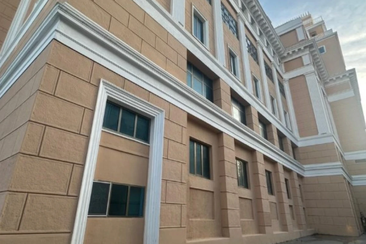 [[Nizami Kino Mərkəzinin]] əvvəlki görünüşü bərpa olundu