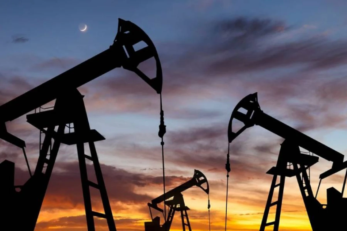 Dünya bazarında neft kəskin bahalaşdı: [["Brent" 141 dolları keçdi]]