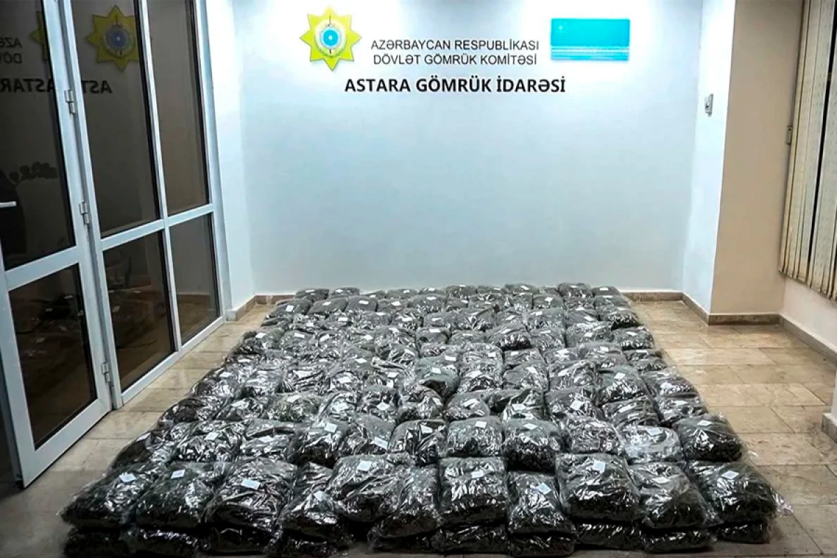 "Qarışıq meyvə qurusu" yükündə [[113 kq-a yaxın narkotik vasitə]] aşkarlandı