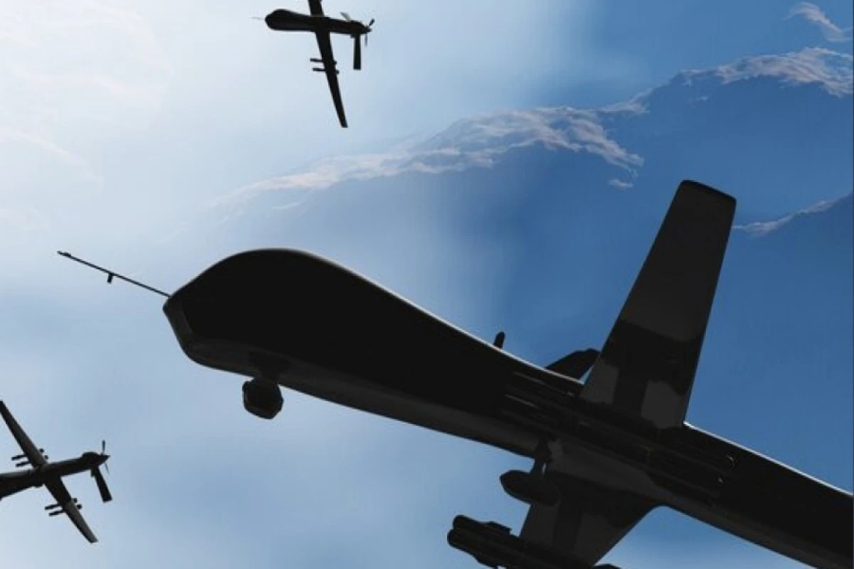 İran Küveyt və Bəhreynə [[PUA hücumu həyata keçirdi]]