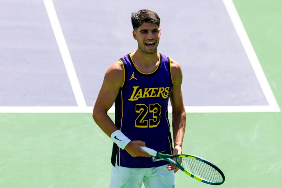 Tennis ulduzu [[Karlos Alkaras]] fərdi favorit futbolçularını seçdi
