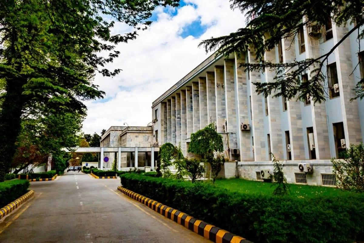 [[Pakistan XİN:]] İran ilə ABŞ arasında vasitəçilik səyləri davam edir