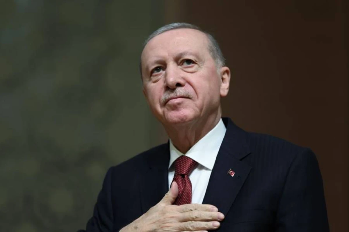 Türkiyə [[Ukrayna, ABŞ və Rusiya arasında]] danışıqlara ev sahibliyi etməyə hazırdır