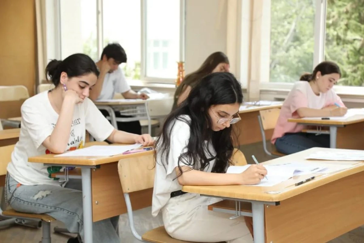 [[50 minə yaxın şagird]] buraxılış imtahanı verəcək