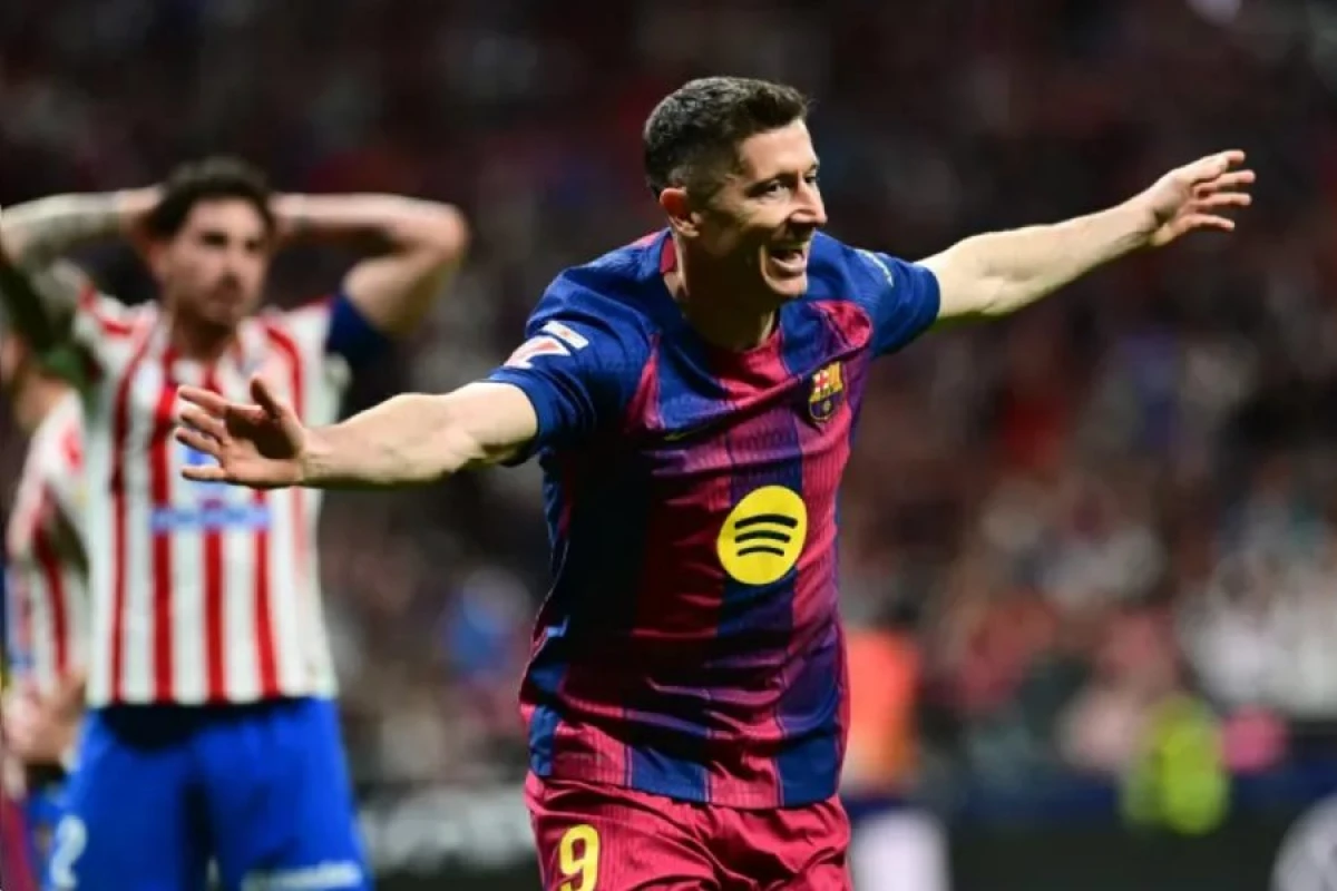 Levandovski "Barselona"da qol sayına görə Stoiçkovu [[geridə qoydu]]