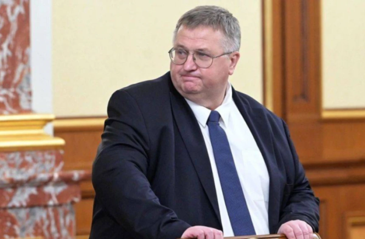 [[Overçuk:]] "Ermənistan Aİ-yə üzv olsa, Rusiya ilə hava əlaqəsi kəsiləcək