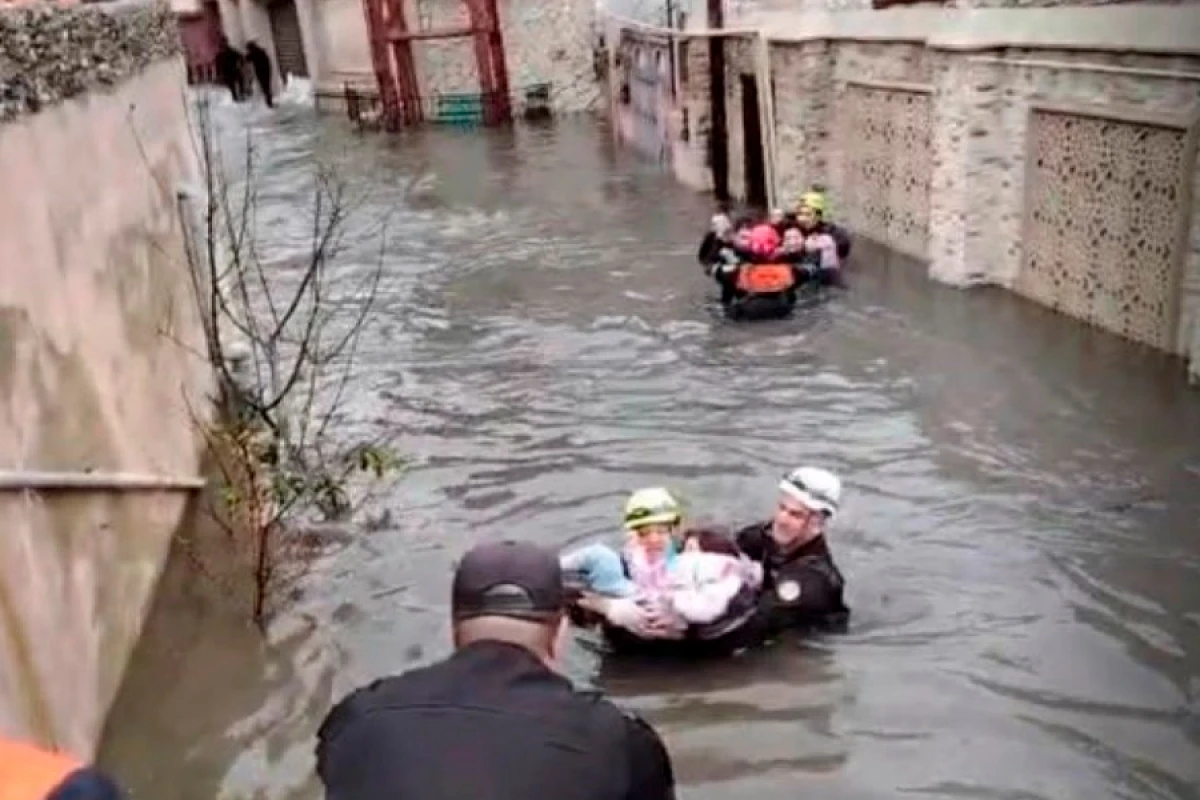 [[FHN:]] Keşlədə 100-ə yaxın sakin təhlükəsiz yerə təxliyə edilib