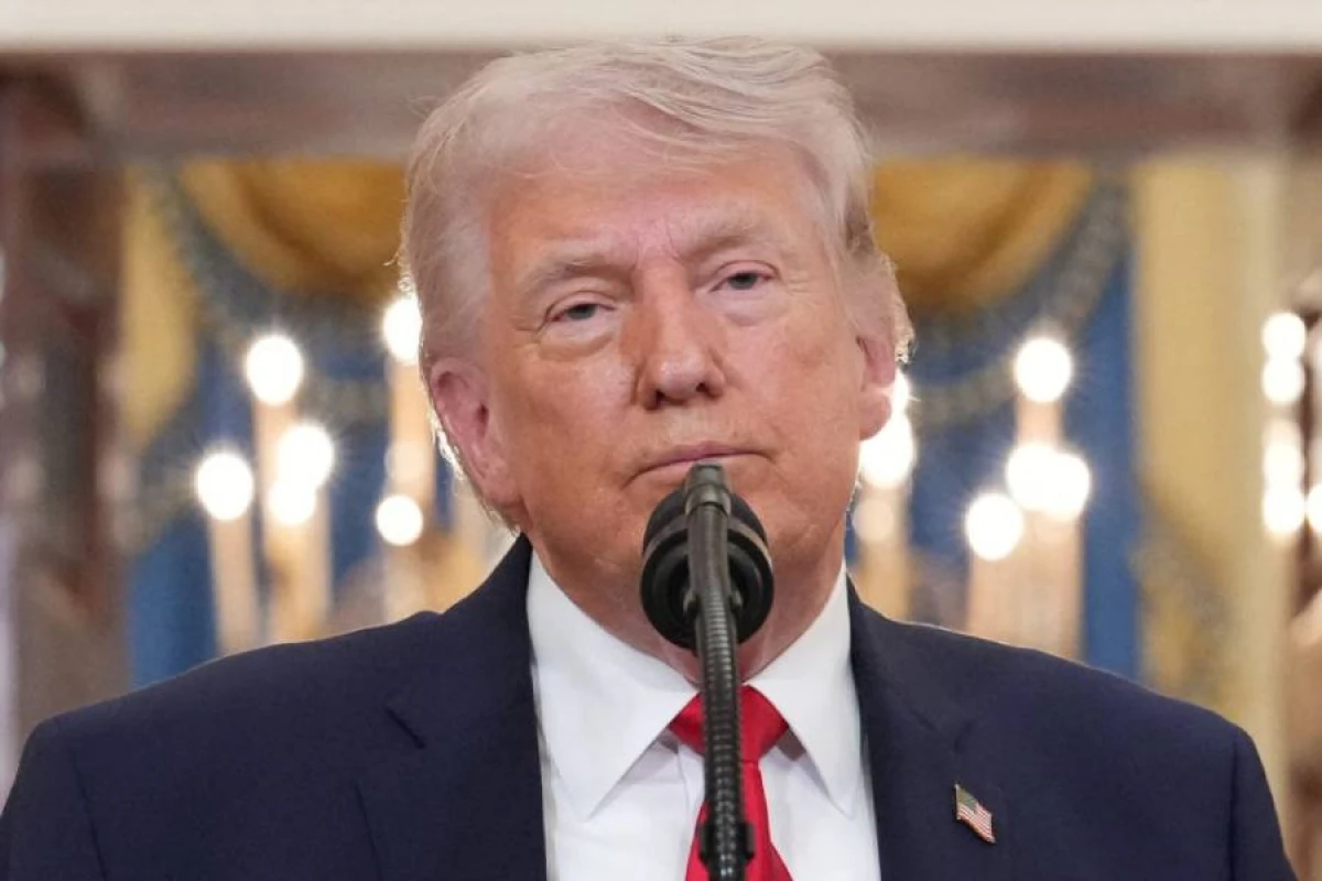 Tramp [[İranla danışıqların davam etdiyini]] bəyan etdi