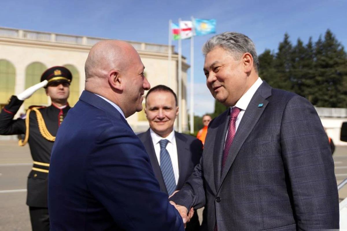 [[Qazaxıstanın xarici işlər naziri]] Gürcüstana səfərə gəldi