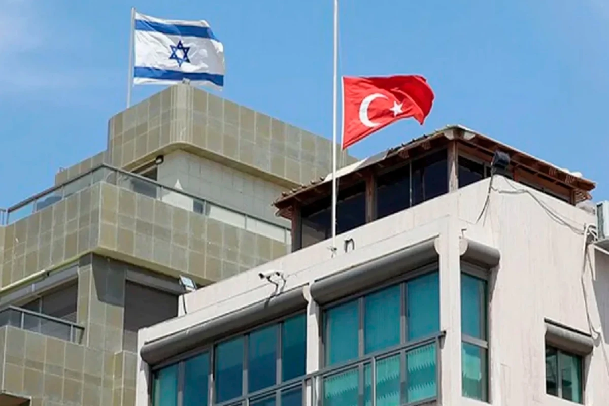 [[SON AN: İsrail Konsulluğu qarşısında atışma -]]  silahlılardan biri öldürüldü