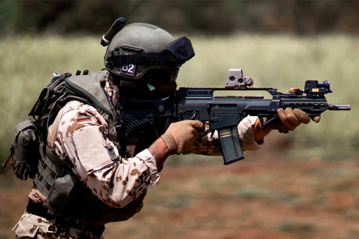 [[G36 əfsanəsi bitdi:]] "Bundeswehr" 30 illik sadiq silahını əvəz edir