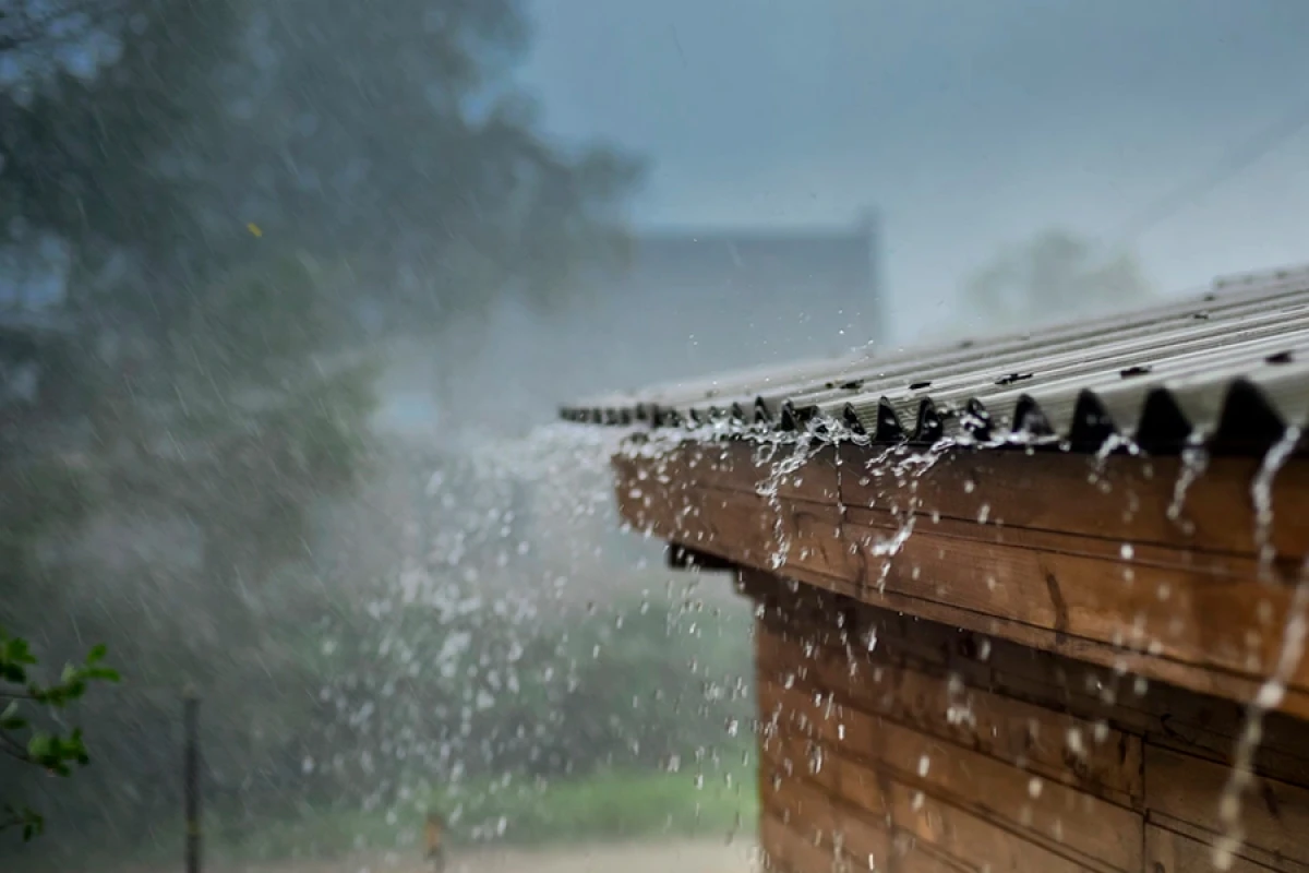 Yağışın sığortalı [[əmlaklara vurduğu ziyanın həcmi]] açıqlandı