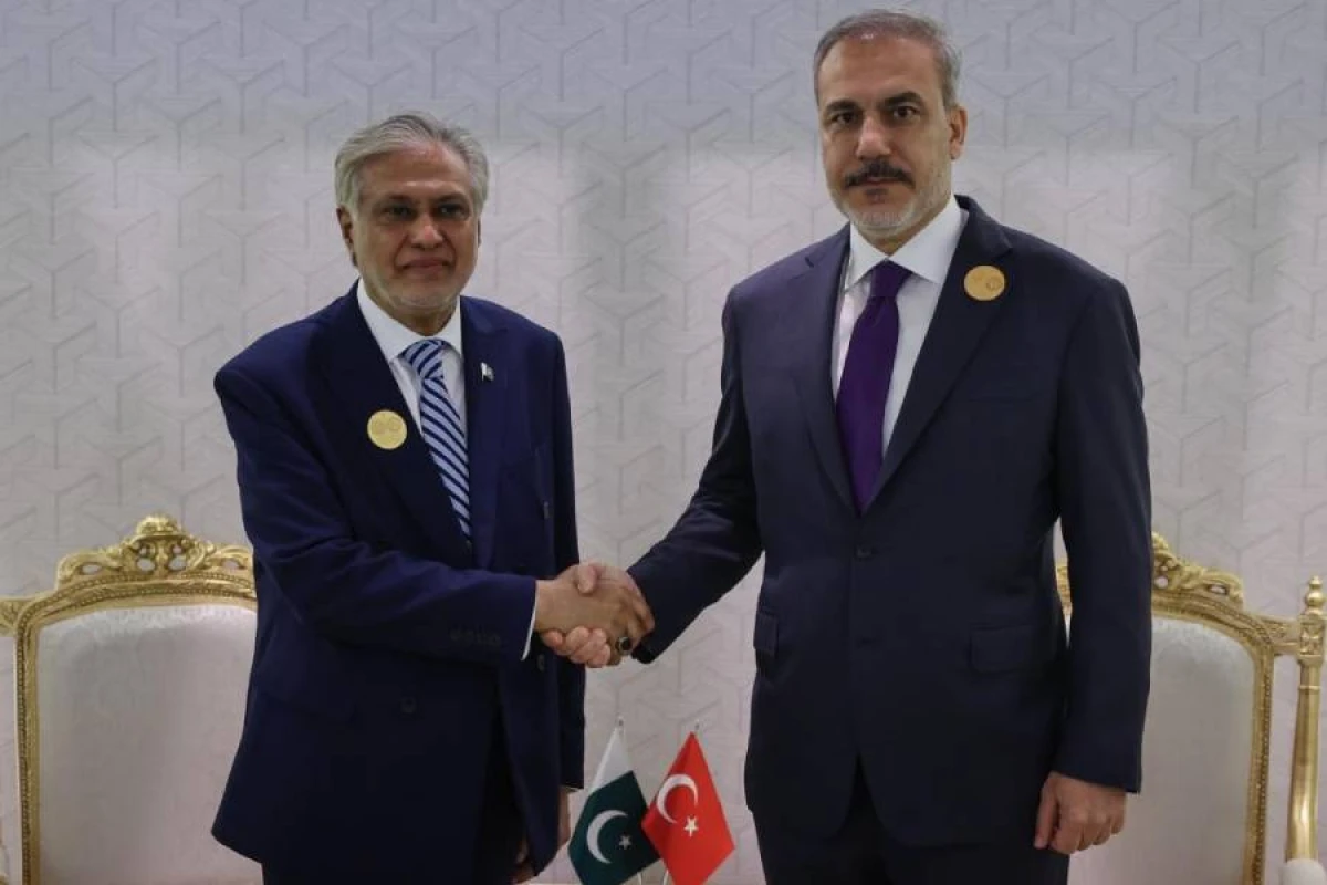 Türkiyə və Pakistan XİN başçıları [[ABŞ-İran danışıqlarını]] müzakirə etdilər