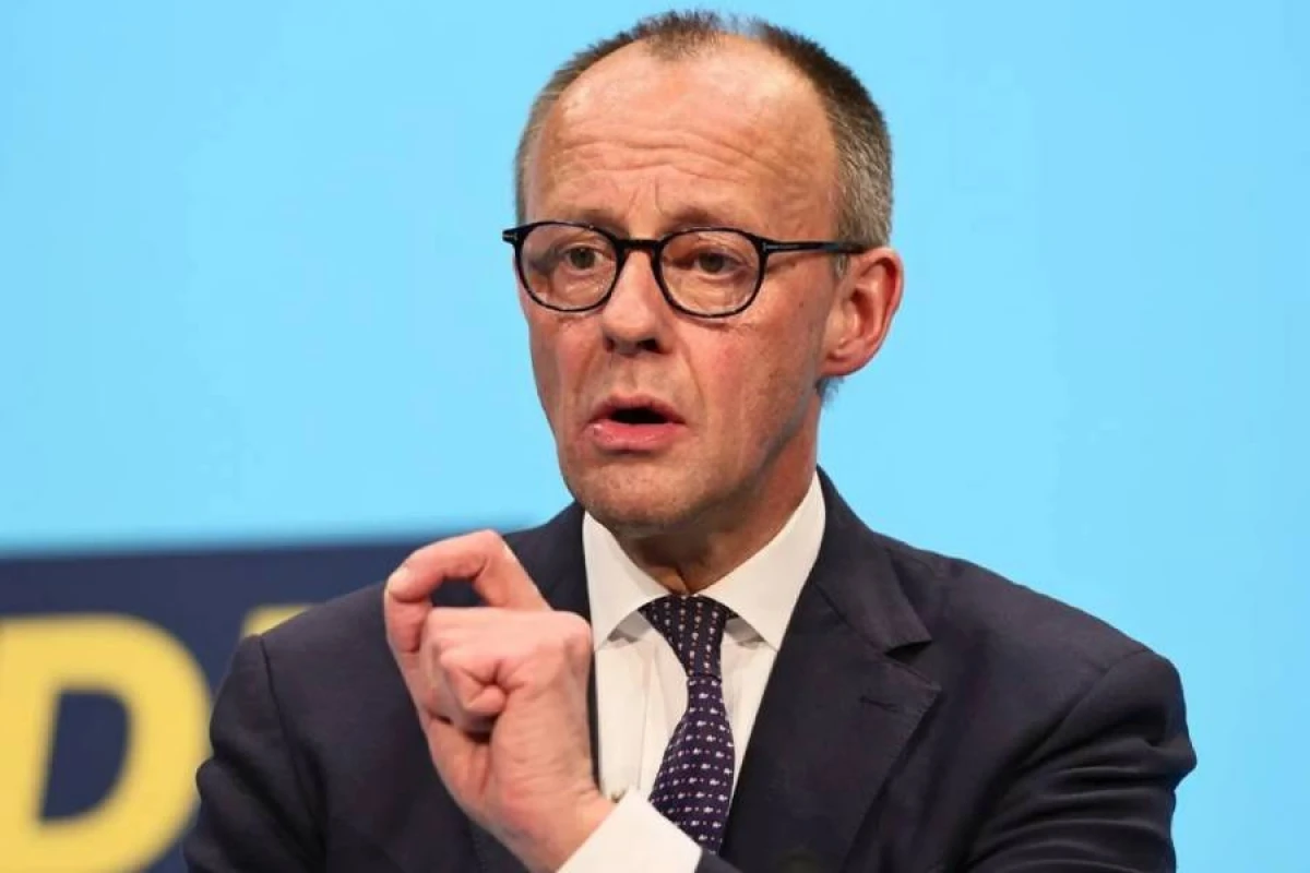 Almania nümayəndə heyəti danışıqlar üçün [[Pakistana yola düşür]]