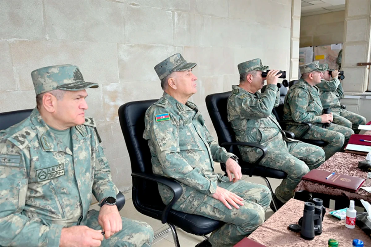 [[Zakir Həsənov]] döyüş atışlı taktiki təlimin gedişatını yoxladı