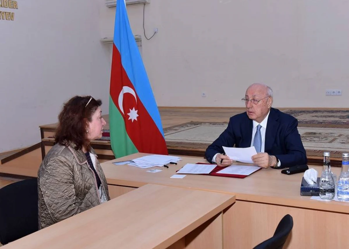 [[Zakir Fərəcov]] səyyar qəbul keçirdi