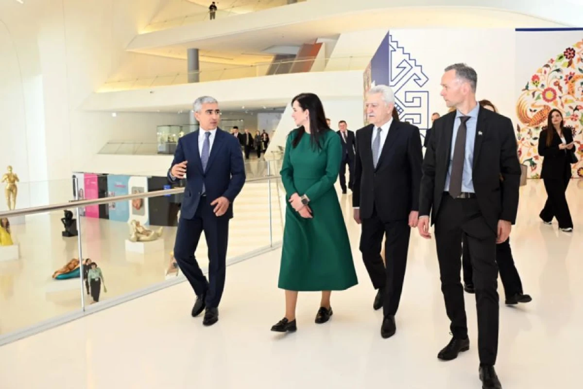 [[Litvanın Baş naziri]] Heydər Əliyev Mərkəzində oldu