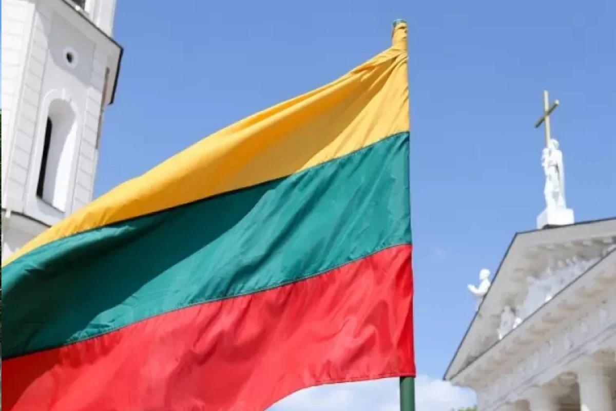 Litvadan Belarusa [[sərt xəbərdarlıq]]