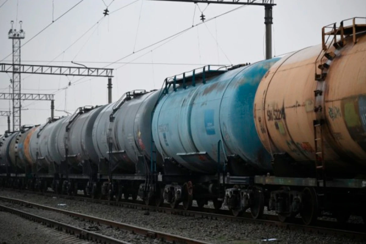 Ermənistana göndərilən 900 tona yaxın dizel Bakıdan yola düşdü [[- YENİLƏNDİ]]