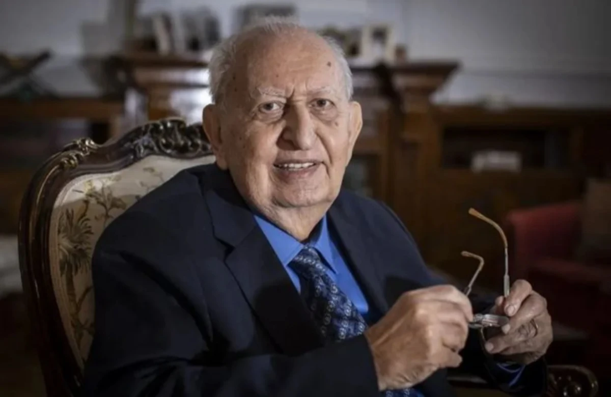 [[Türkiyə parlamentinin keçmiş sədri]] vəfat etdi