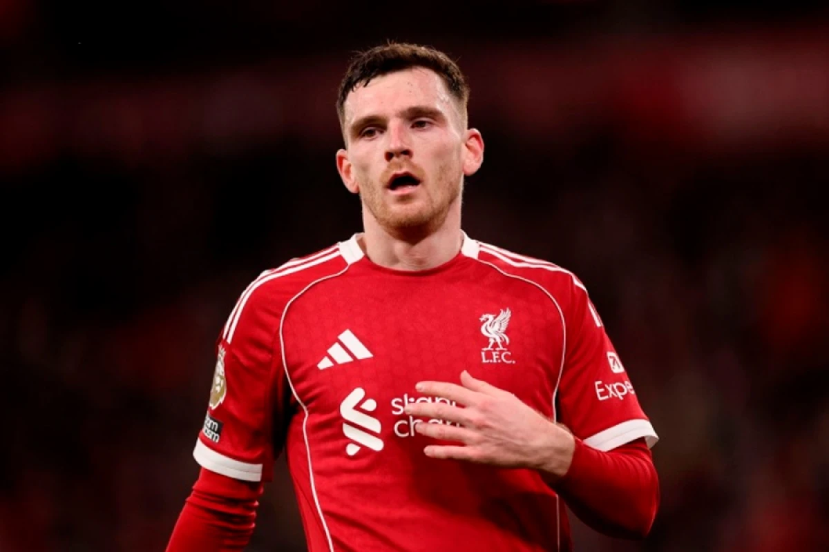 [[Transfer razılaşması:]] Robertson “Tottenhem” yolunda!