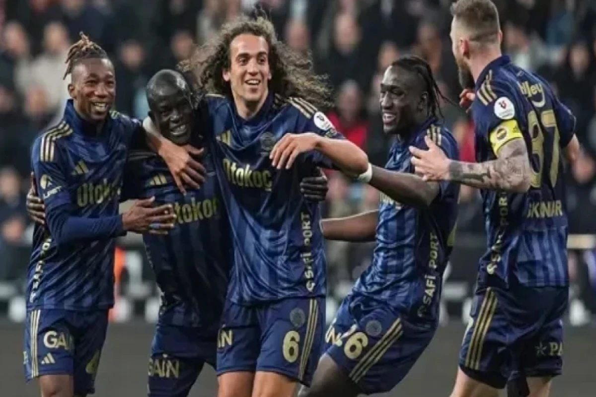 [["Fənərbaxça" "Kayserispor"a]] qələbə çaldı