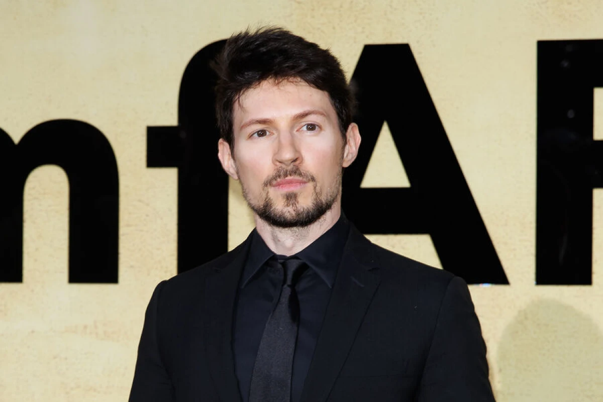 "WhatsApp" Durovun tənqidinə [[cavab verdi]]