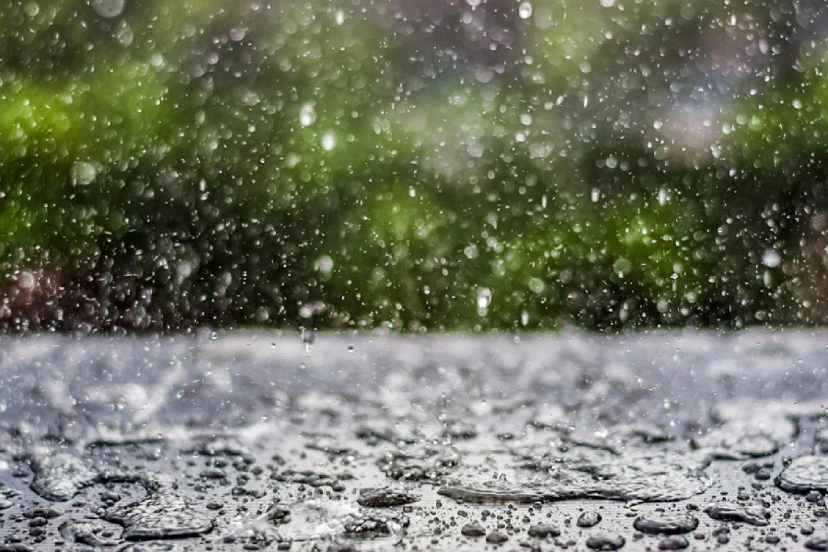 Sabah Bakıya yağış, dağlıq ərazilərə qar yağacaq, [[dolu düşəcək]]