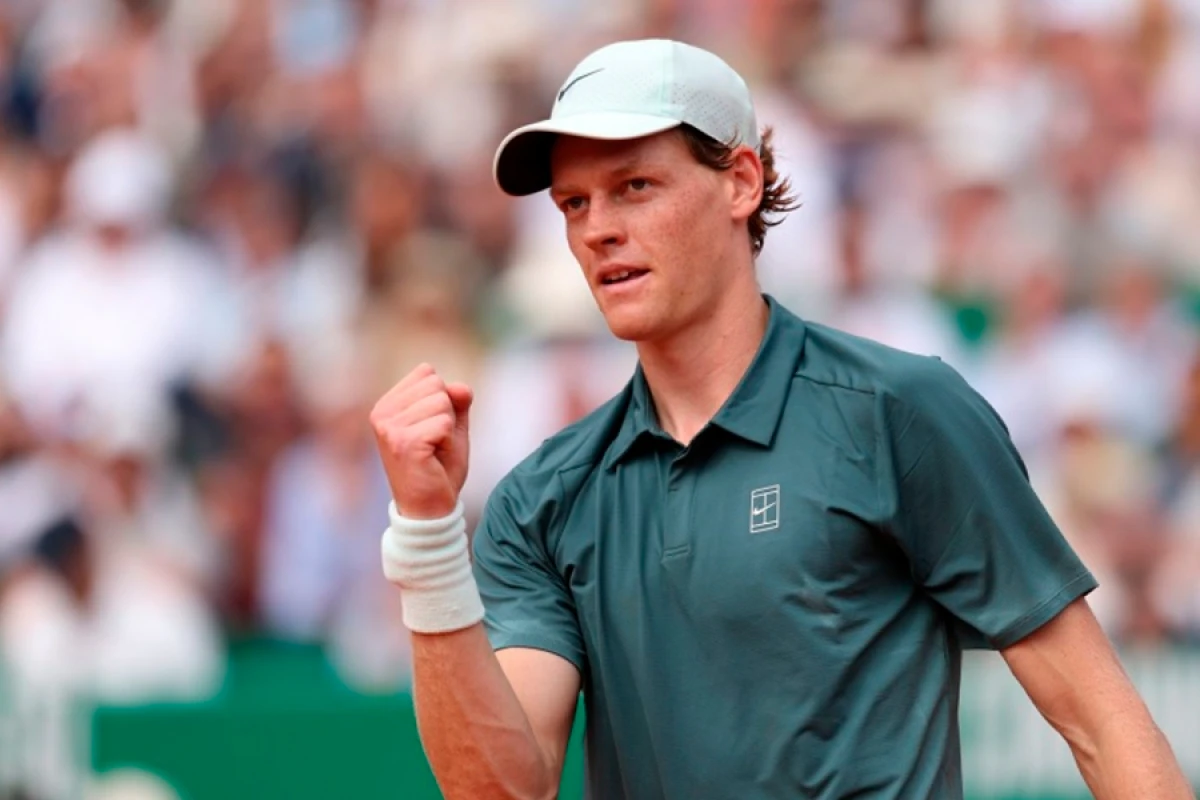 Sinnerin [[100-cü yubiley qələbəsi]] onu yenidən lider etdi