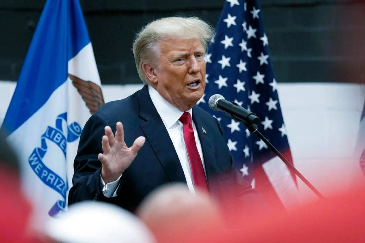 Tramp Roma Papasından üzr istəmək [[niyyətində deyil]]