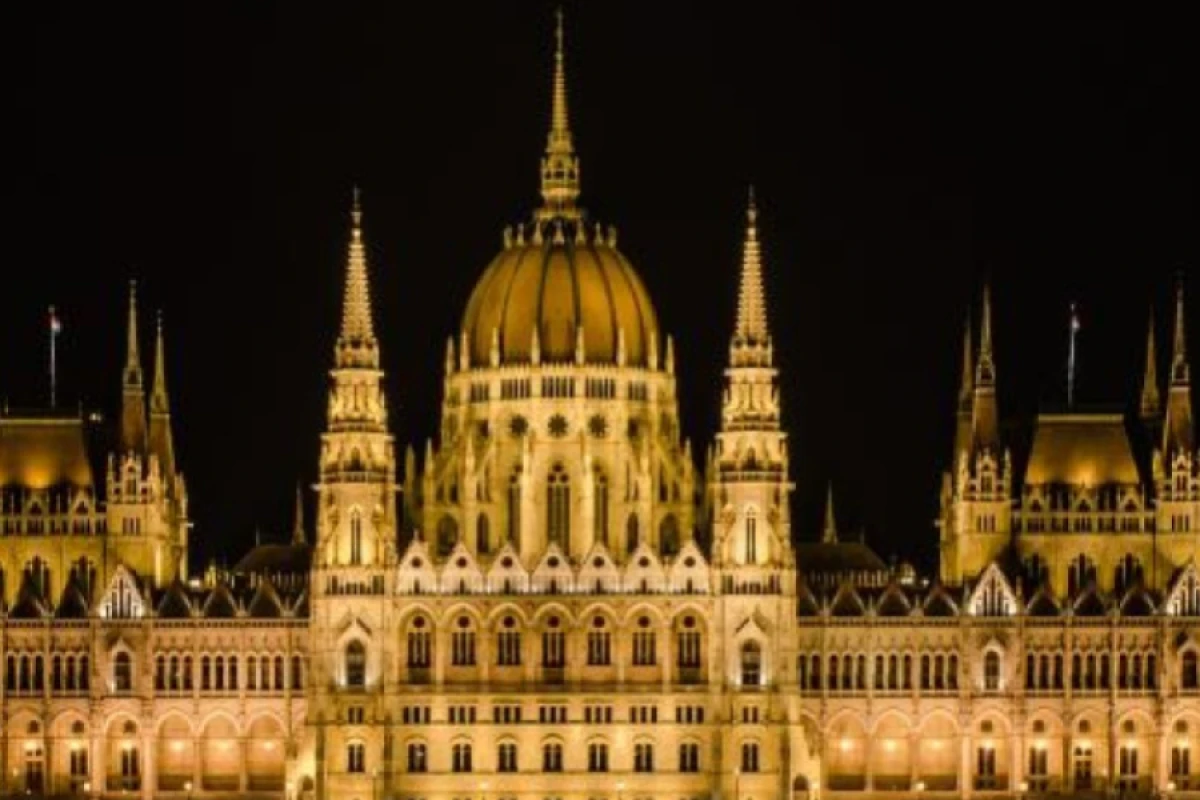 Macarıstanın [[əsas qanununa dəyişiklik]] ediləcək