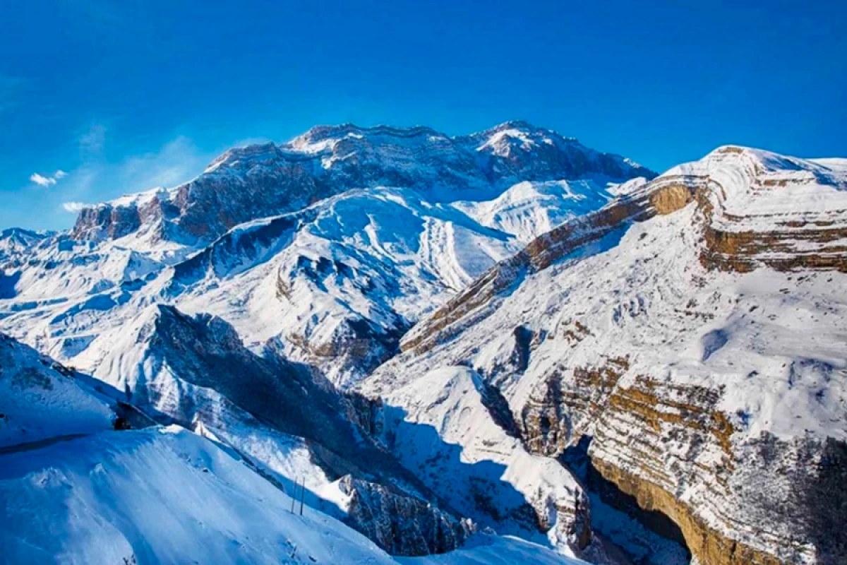 Şahdağda qarın hündürlüyü 101 sm-dir [[- FAKTİKİ HAVA]]