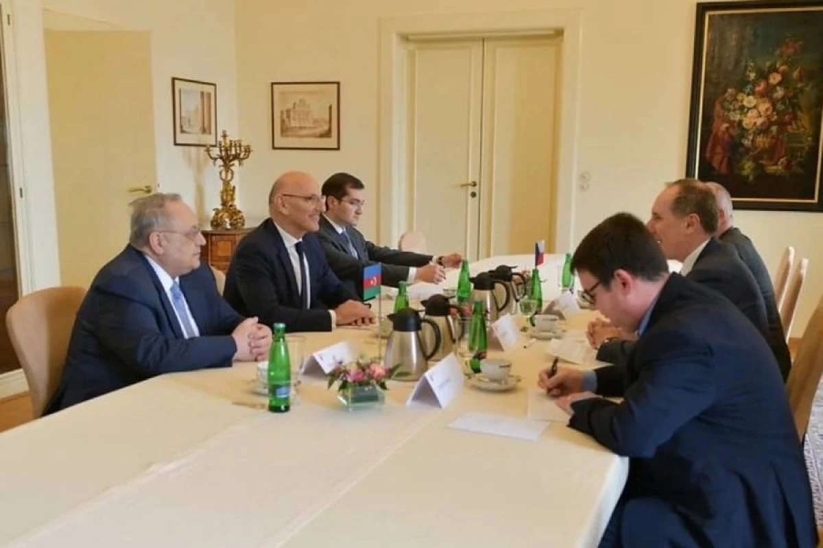 [[Elçin Əmirbəyov və Brodski]] Cənubi Qafqazda təhlükəsizliyi müzakirə etdilər