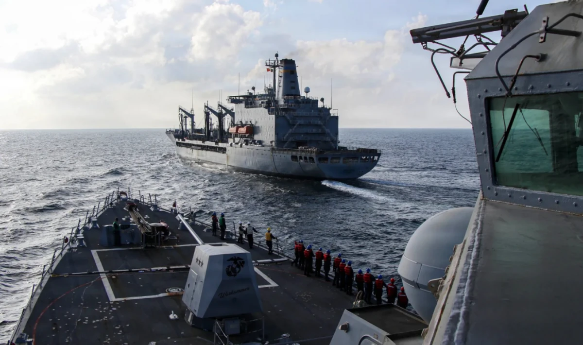 [[İran gəmiləri]] dəniz blokadasını yarıb keçdi