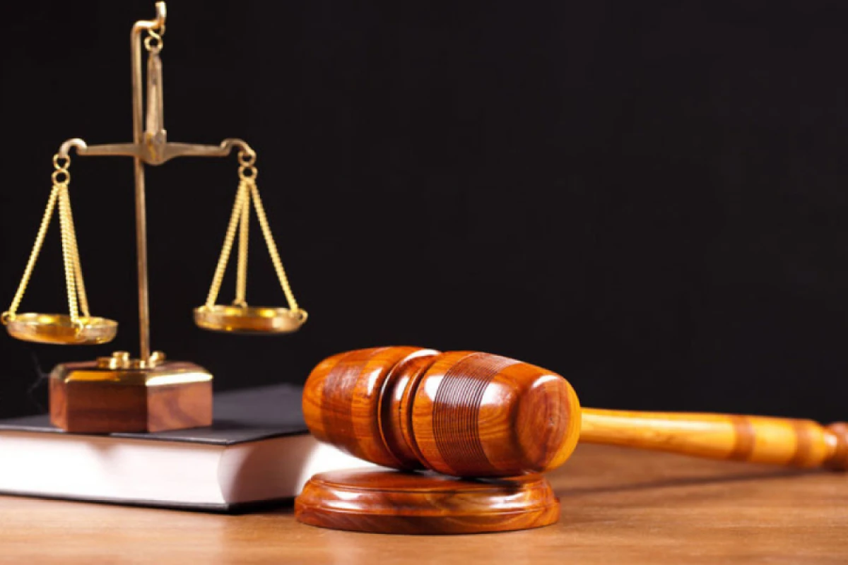 [[Dövlətə xəyanətdə]] təqsirləndirilən şəxsə hökm oxundu