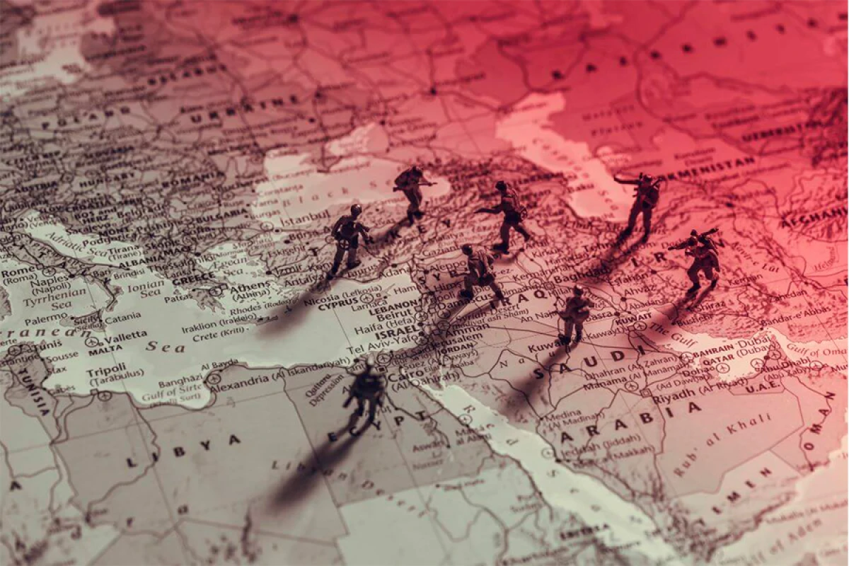 Yaxın Şərq cərrahiyyə masasında:  [[Böyük "Üçlük" hərəkətə keçdi! - Yeni dövlətlər qurulur?]]