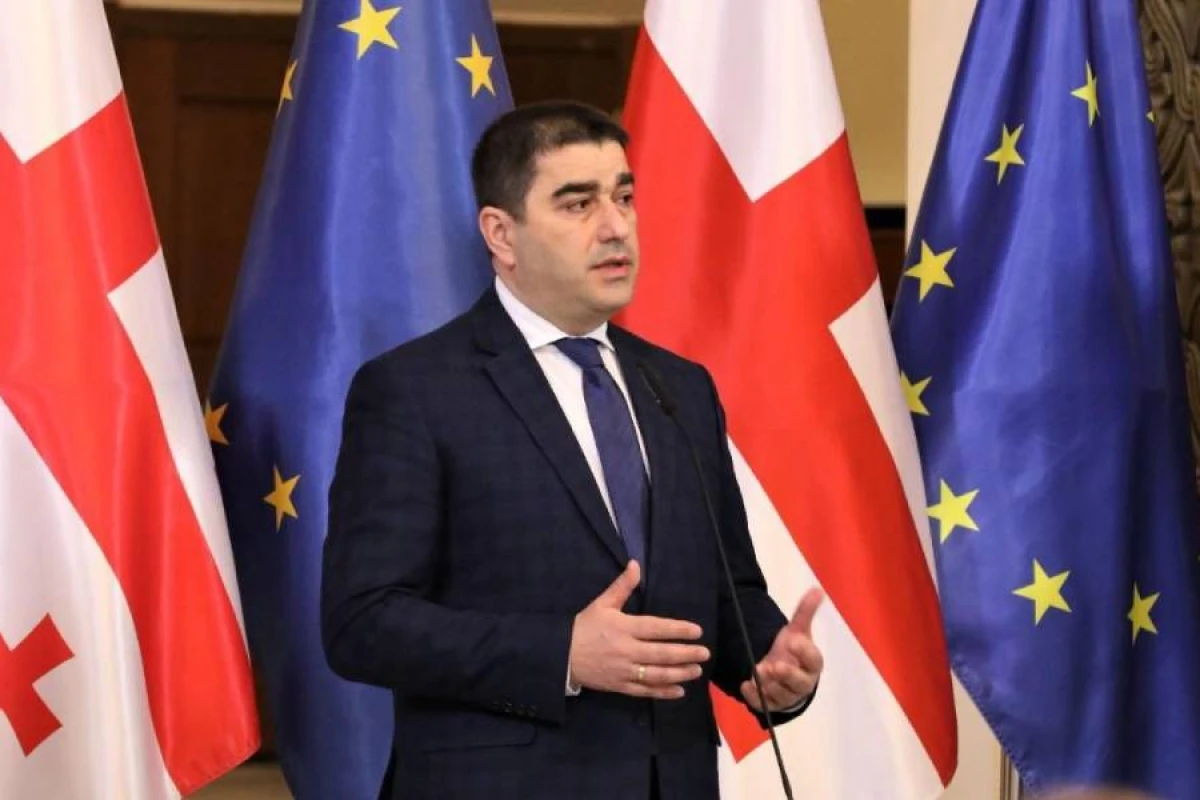 [[Papuaşvili:]] "Gürcüstan Aİ-yə inansaydı, məhv olardı"