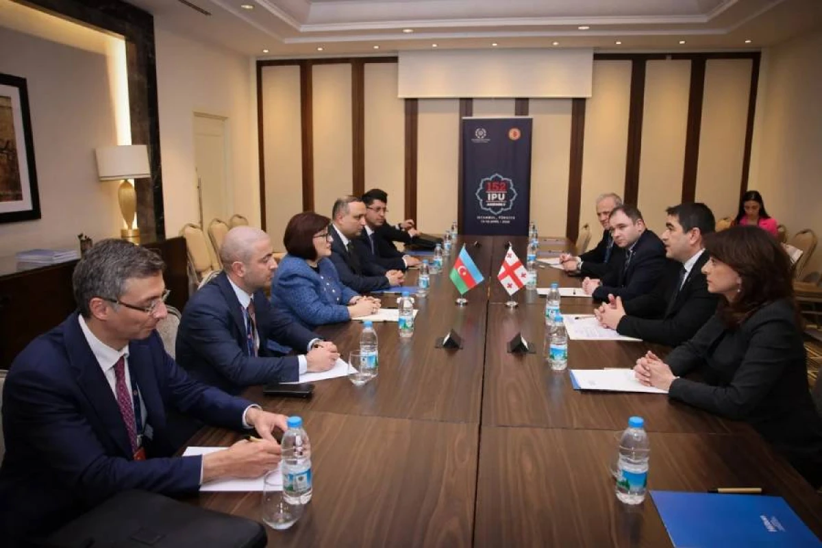 [[Sahibə Qafarova]] Gürcüstan parlamentinin "Şərəf" medalı ilə təltif edildi