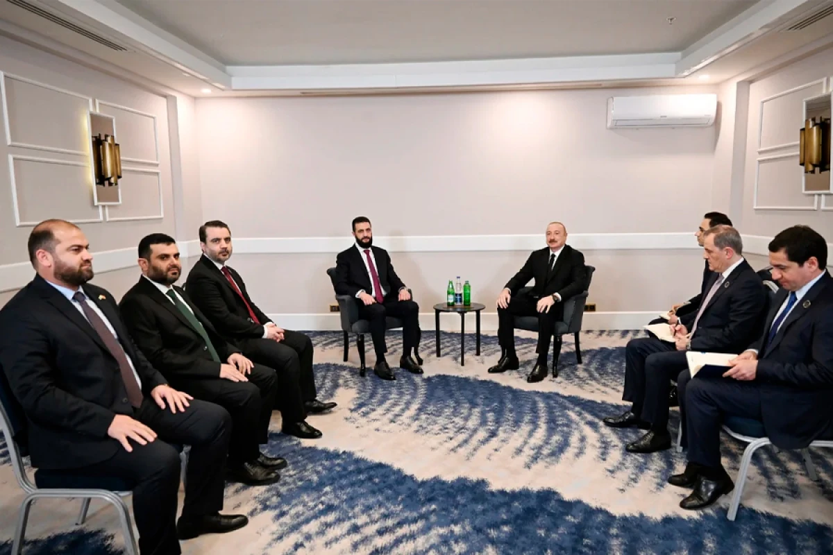 Prezident Antalyada Əhməd Əl Şaraa ilə görüşdü [[- YENİLƏNDİ]]