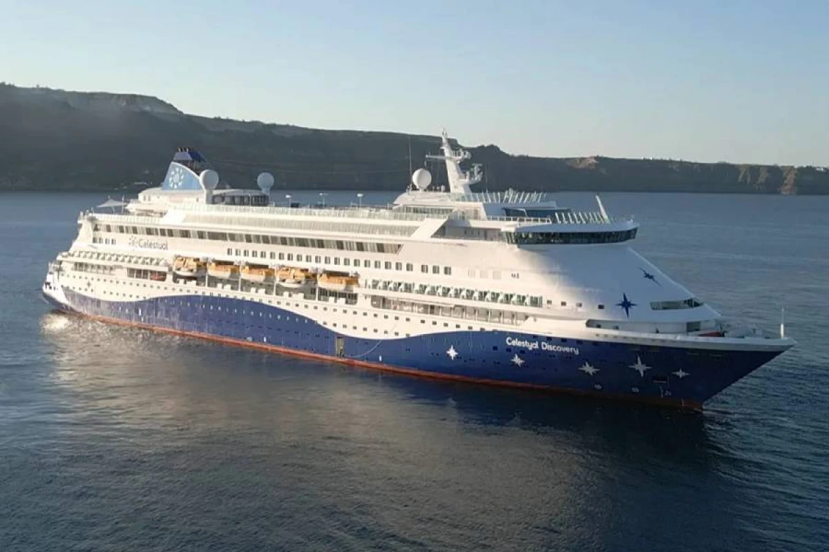 Hörmüz boğazında gərginlikdən sonra bir ilk: [[Sərnişin gəmisi boğazı keçdi]]