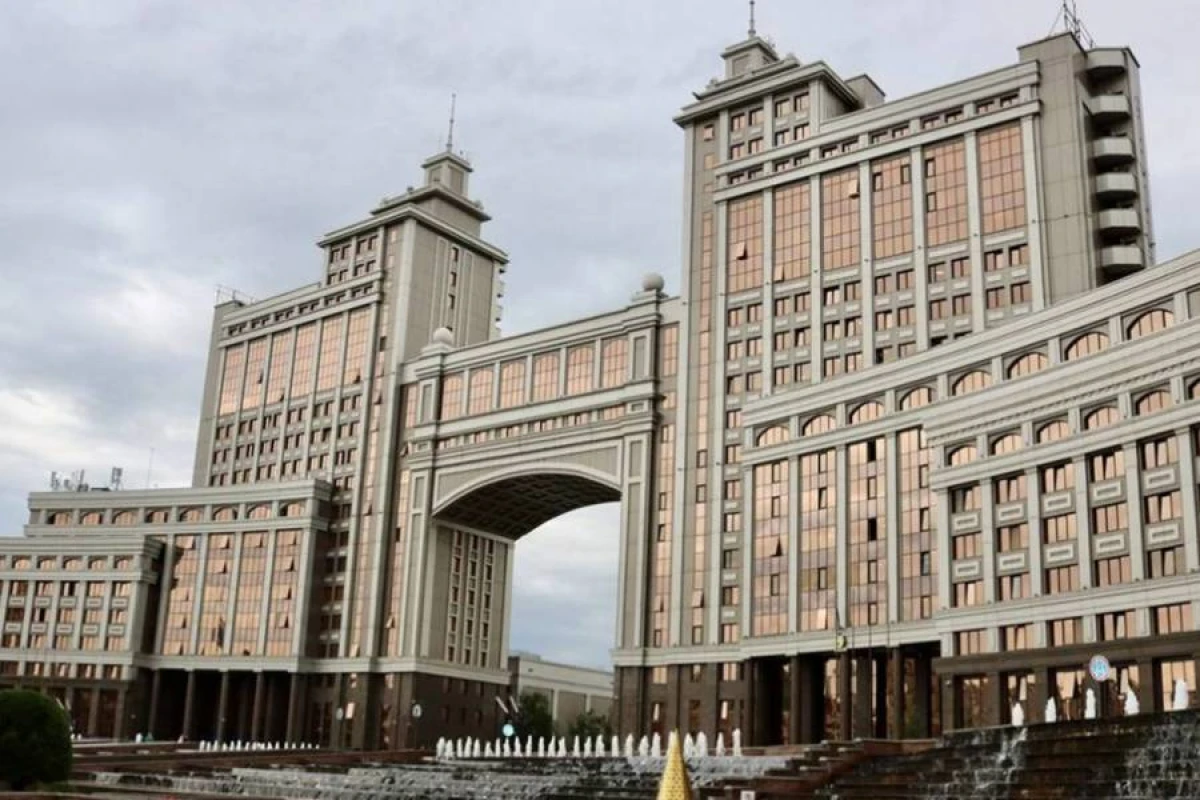 Qazaxıstan neft məhsullarının ixracına qoyulan [[qadağanı uzadacaq]]