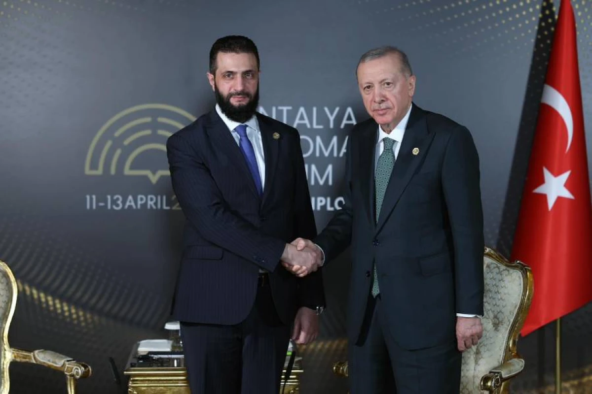 [[Əhməd Əl Şaraa Rəcəb Tayyib Ərdoğanla]] ikitərəfli münasibətləri müzakirə etdi