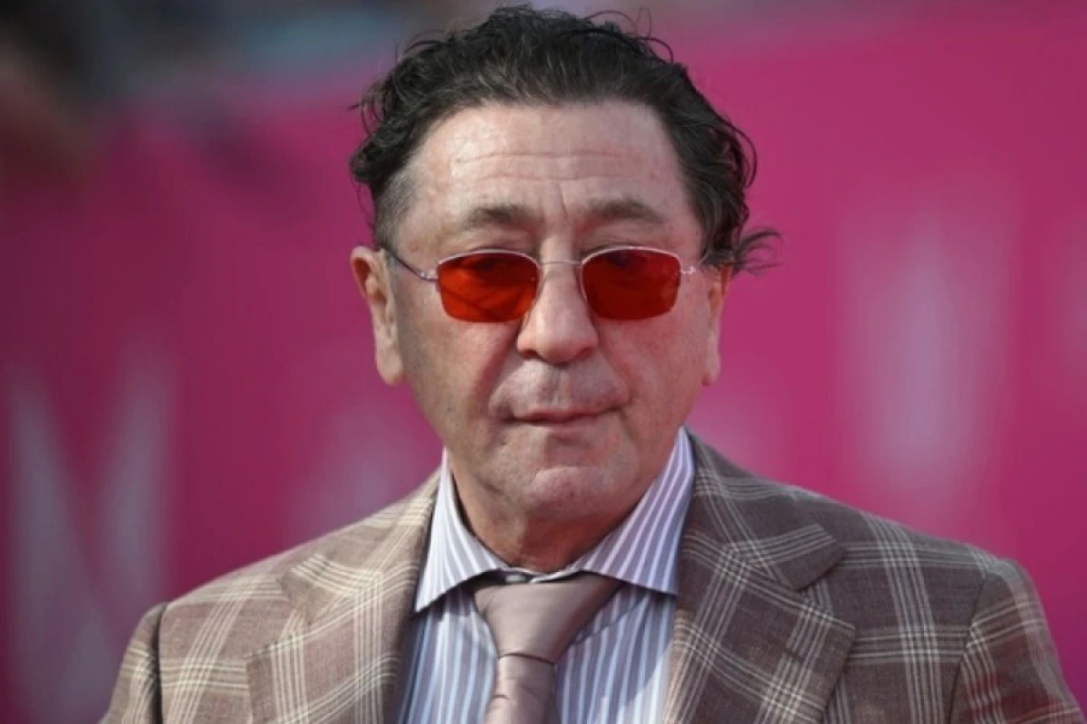 Dağıstan üçün [[5 milyon ianə etdi]]