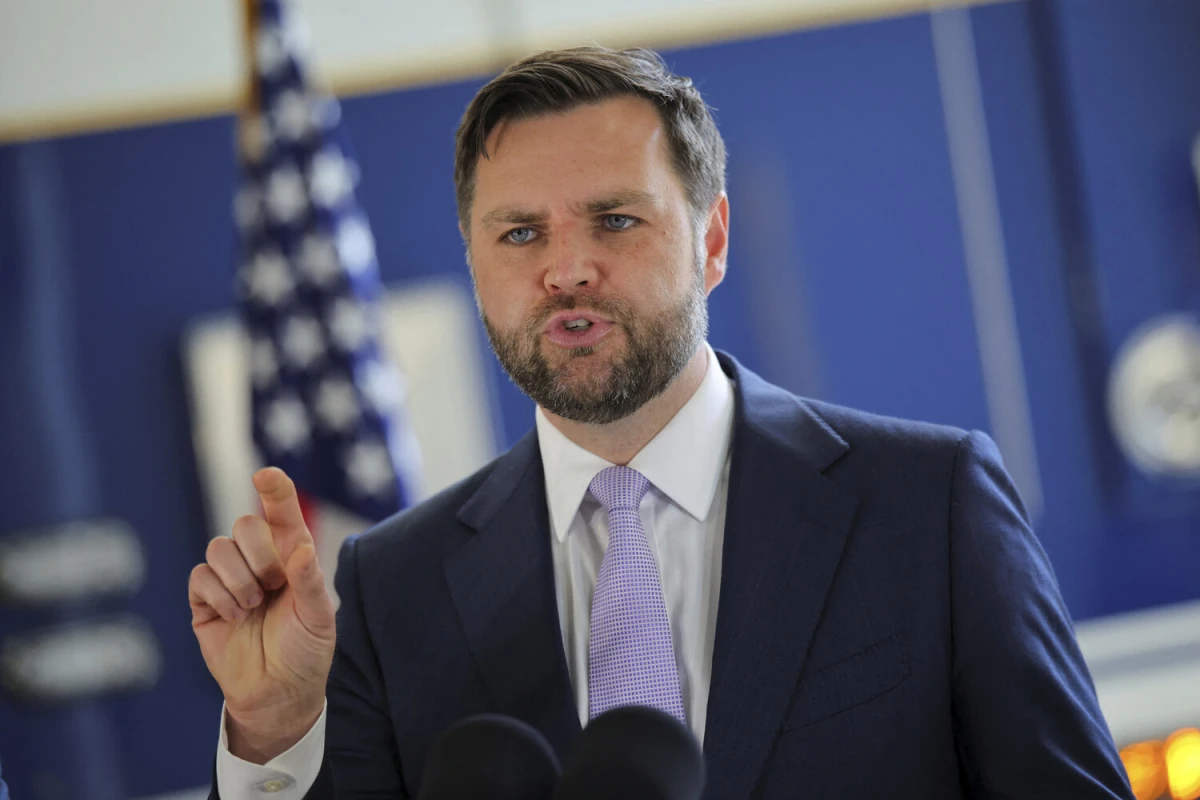 Ağ Evdə qərar dəyişdi: [[Vens İslamabada yollanır]]